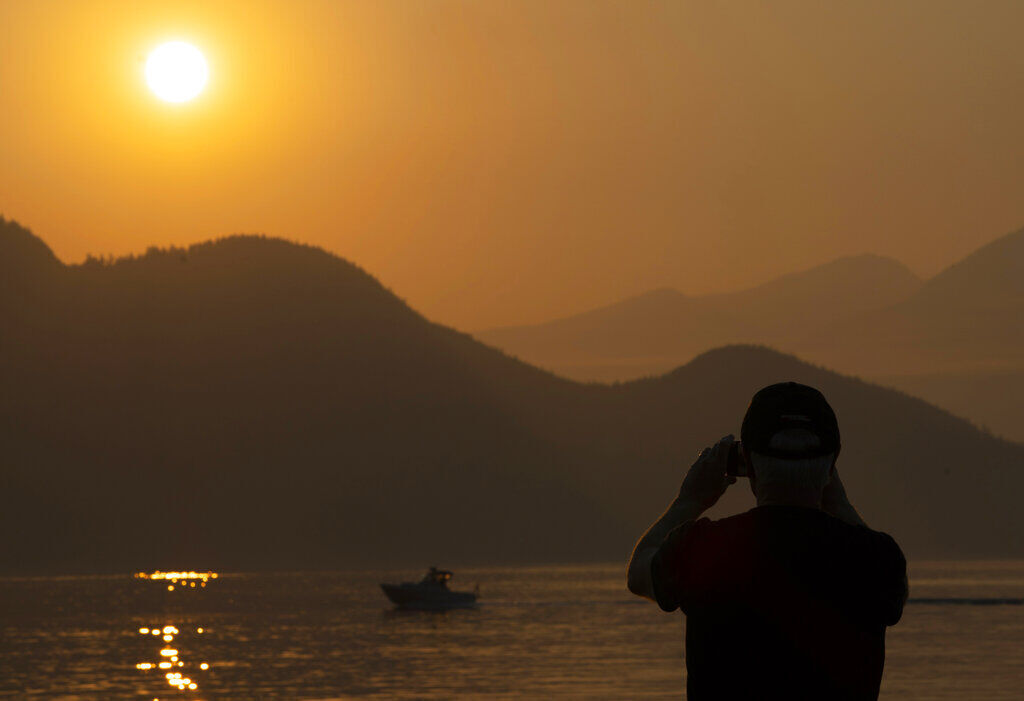 APTOPIX Canada Smoky Skies